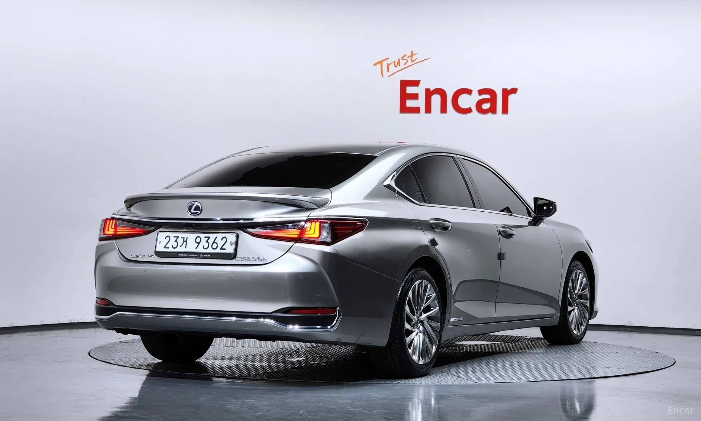 ES300h 7th Generation