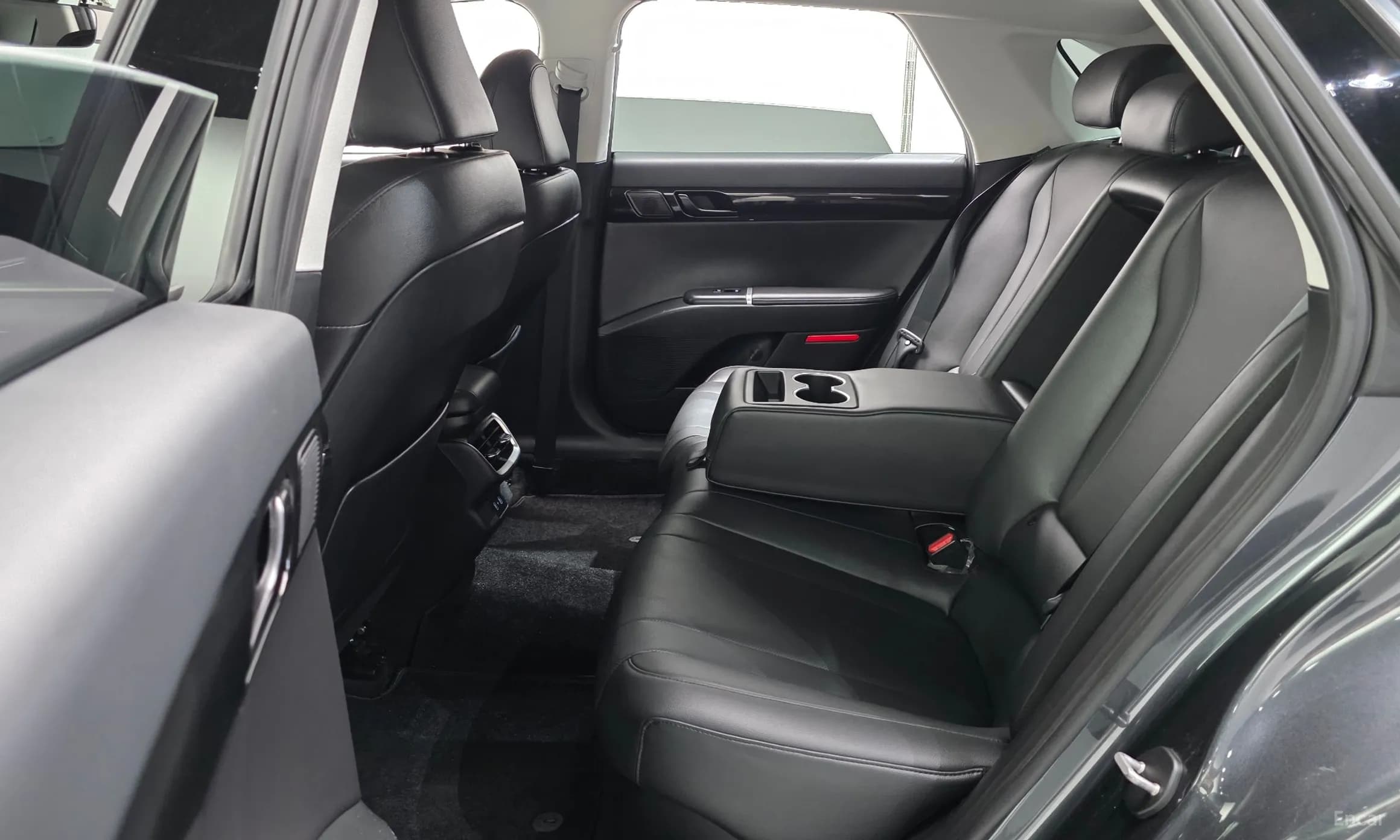 Grandeur Hybrid (GN7)