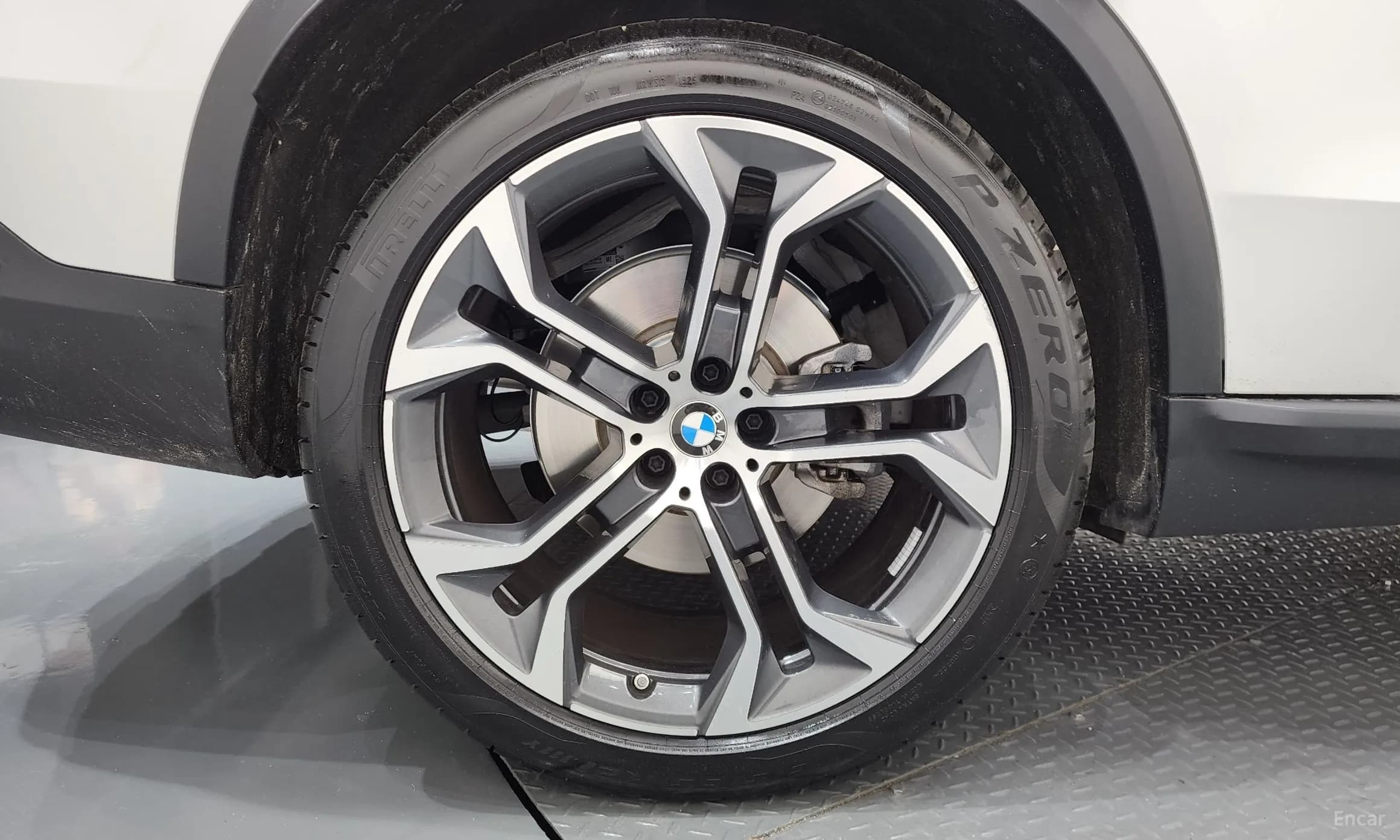 X5 (G05)