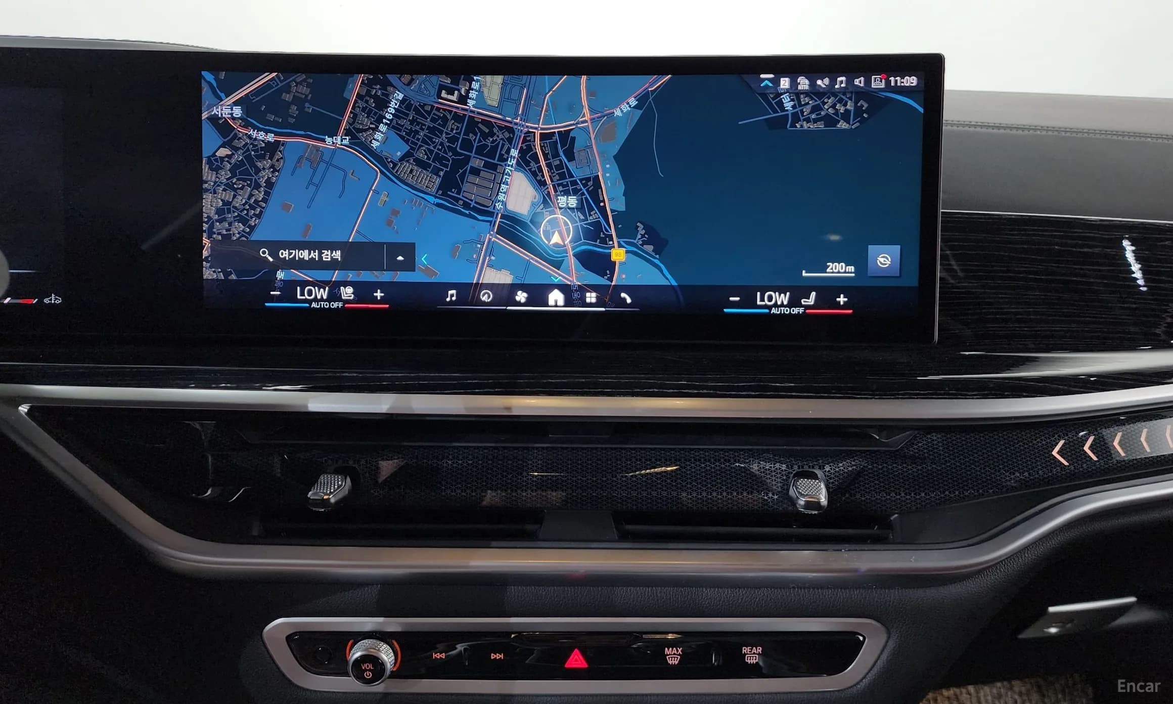 X6 (G06)