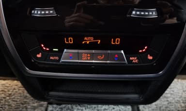 X6 (G06)