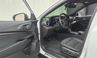 Trax Crossover