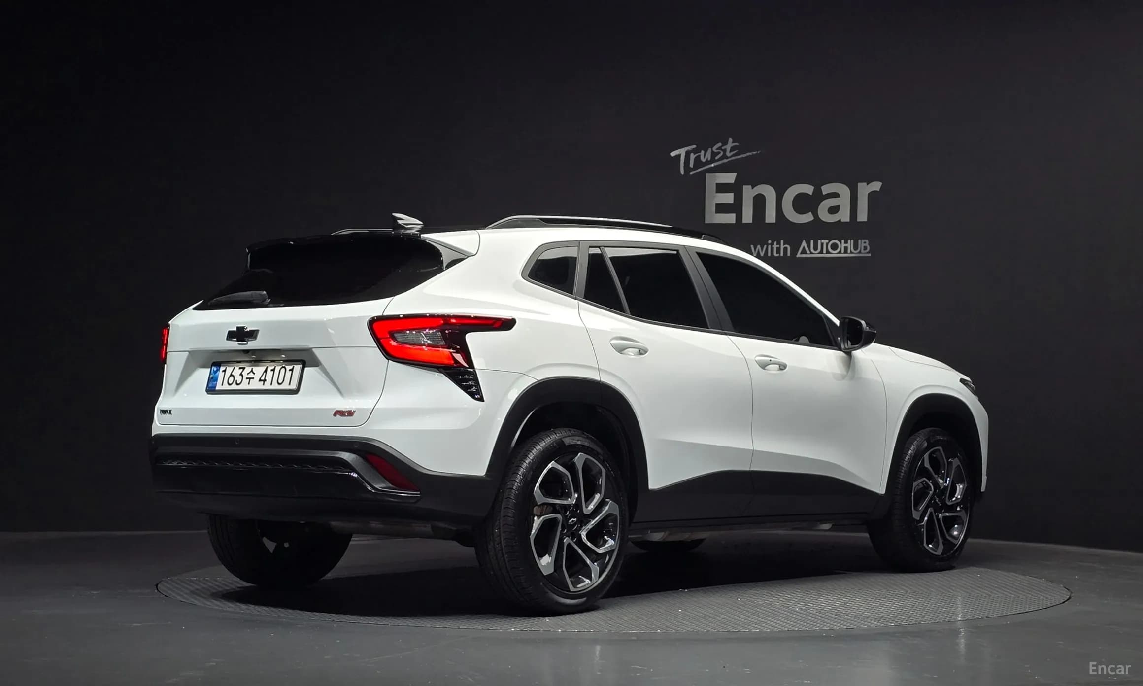 Trax Crossover