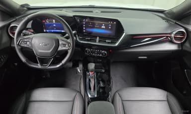 Trax Crossover