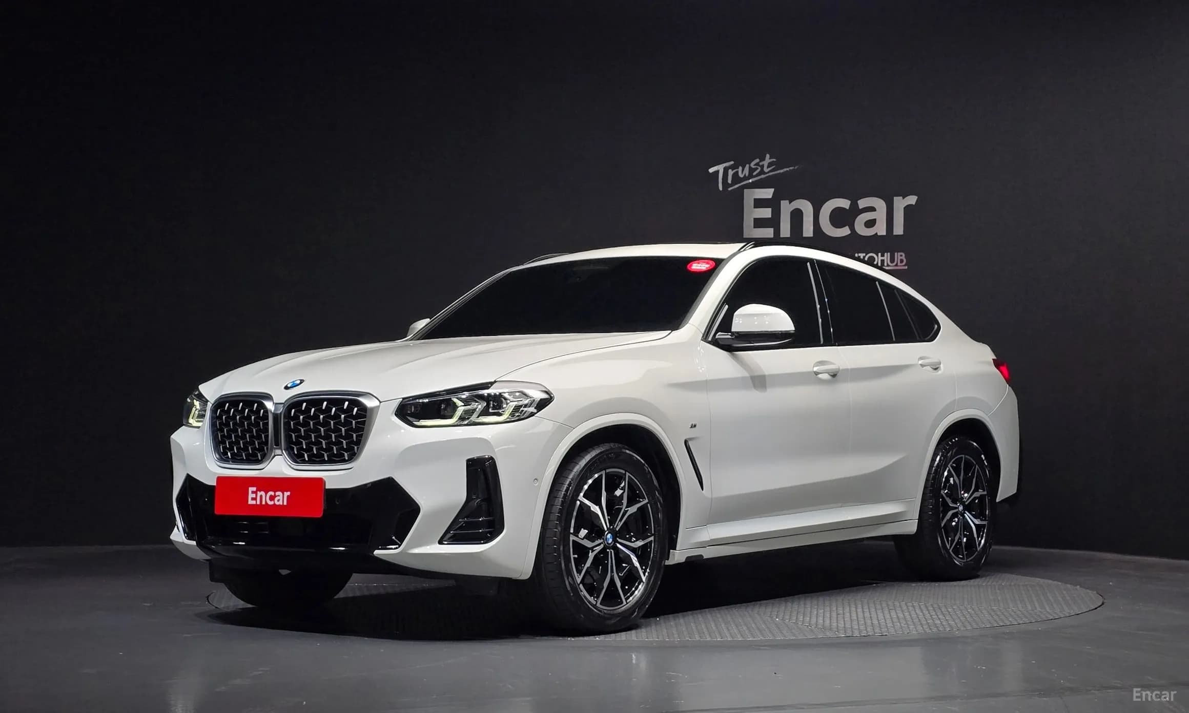 X4 (G02)