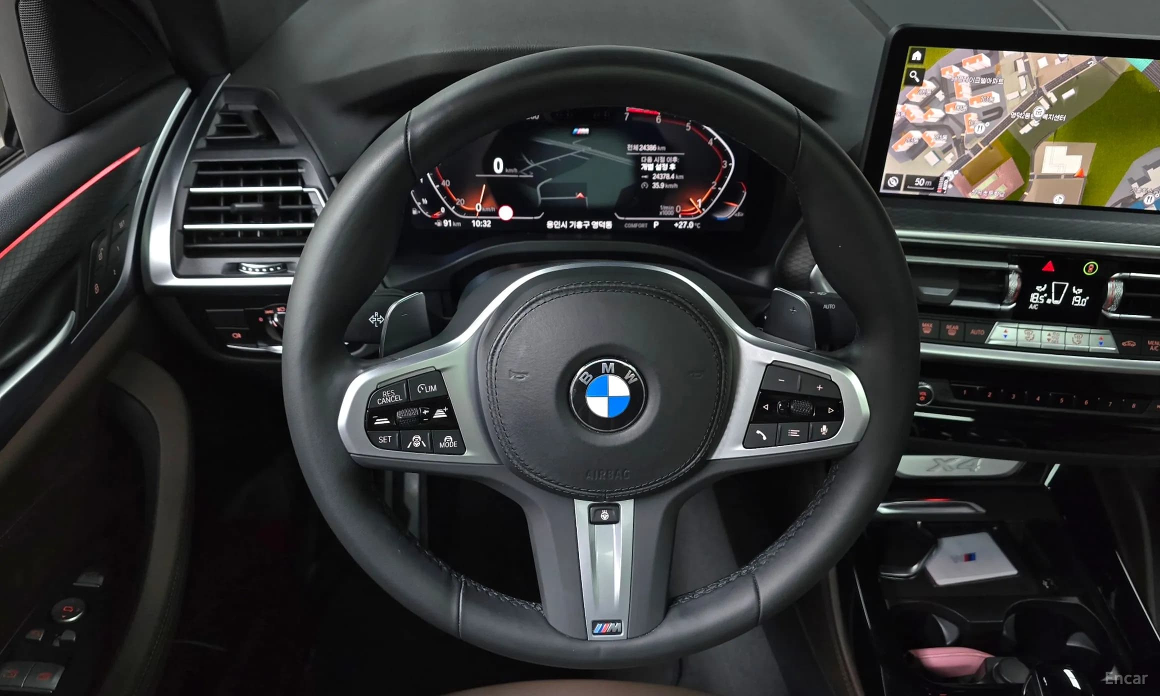 X4 (G02)