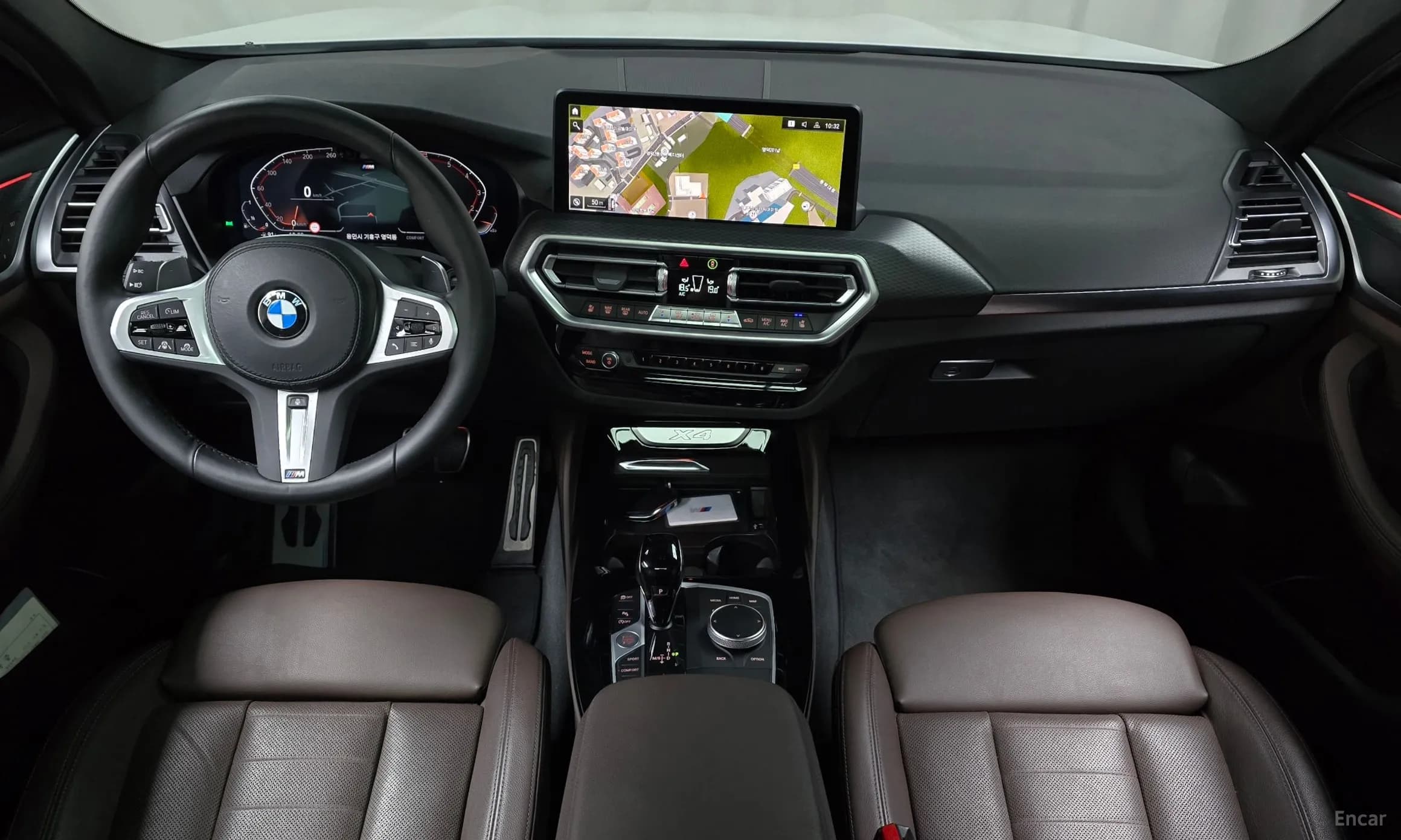 X4 (G02)
