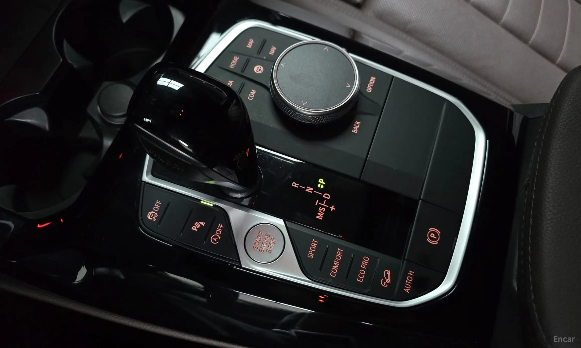 X4 (G02)