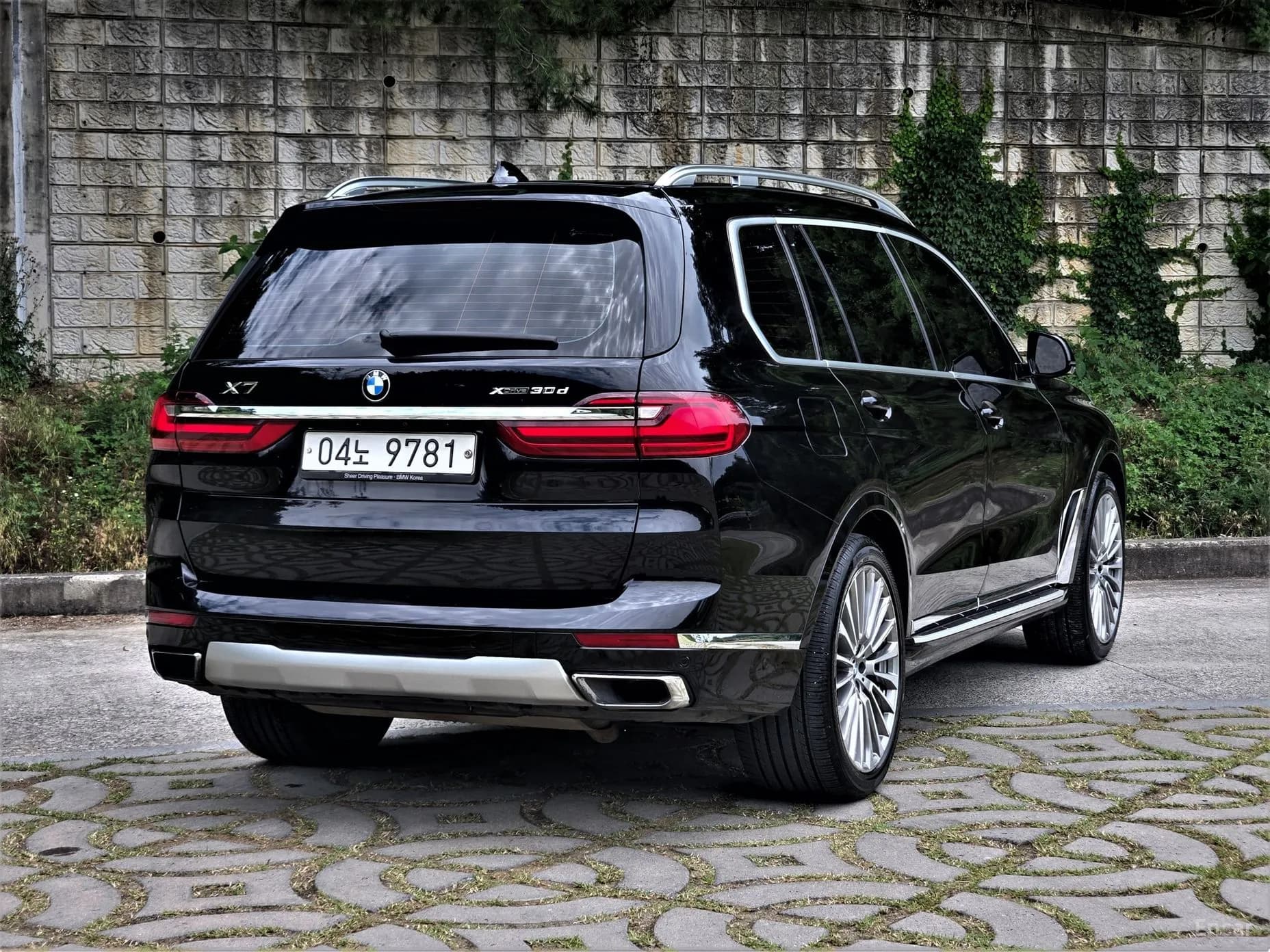 X7 (G07)