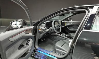 A6 (C9)