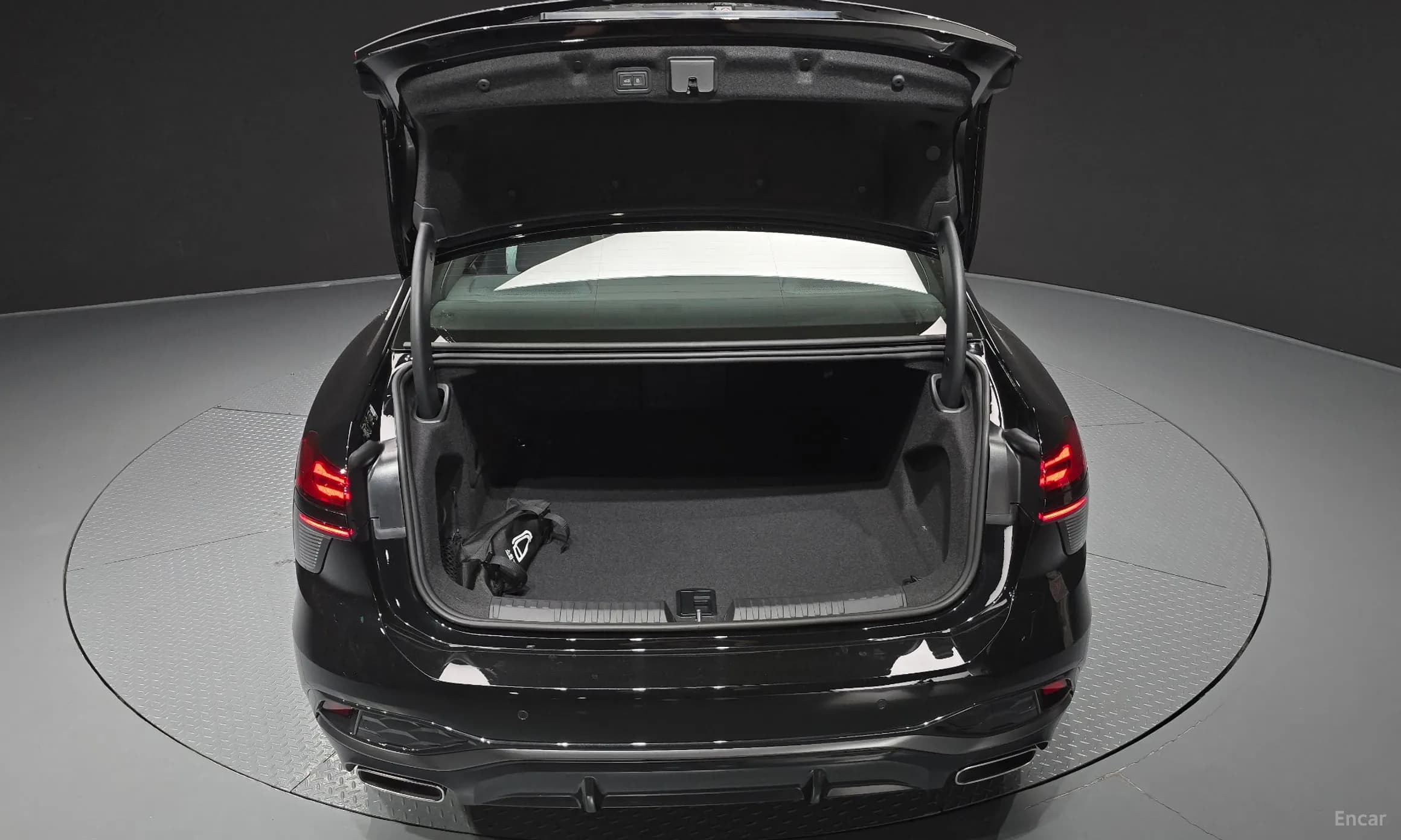 A6 (C9)