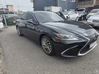 ES300h 7th Generation