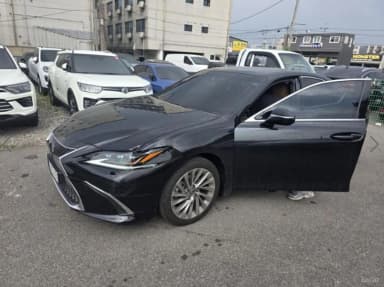 ES300h 7th Generation