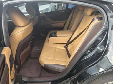 ES300h 7th Generation