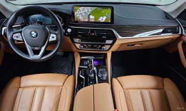 5 Series (G30)