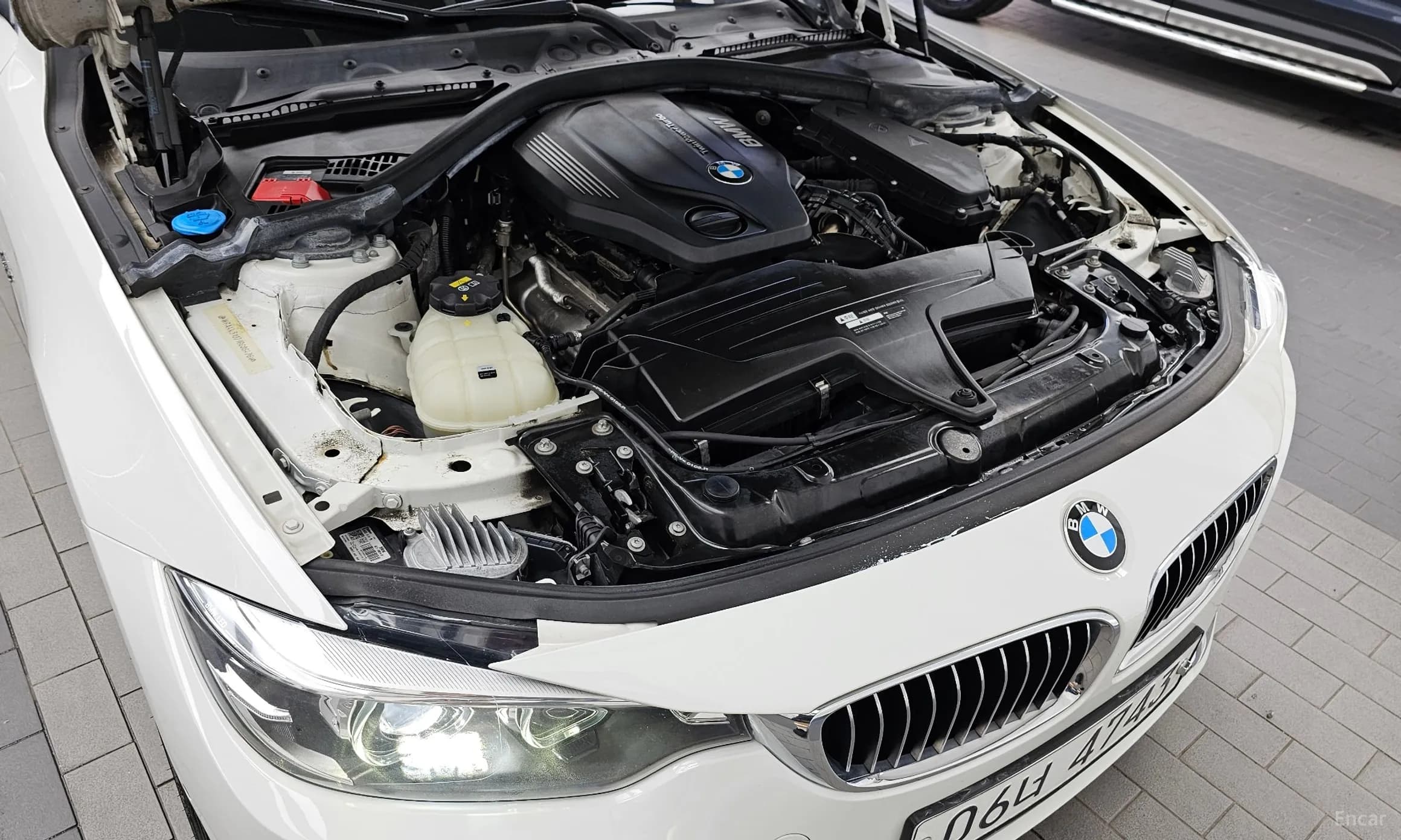 Series 4 (F32)