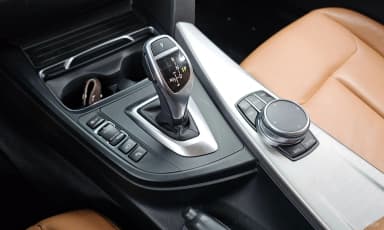 Series 4 (F32)