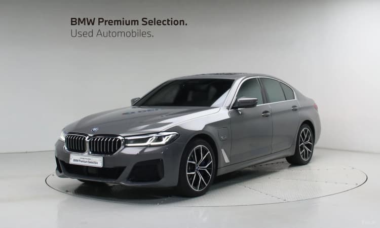 5 Series (G30)