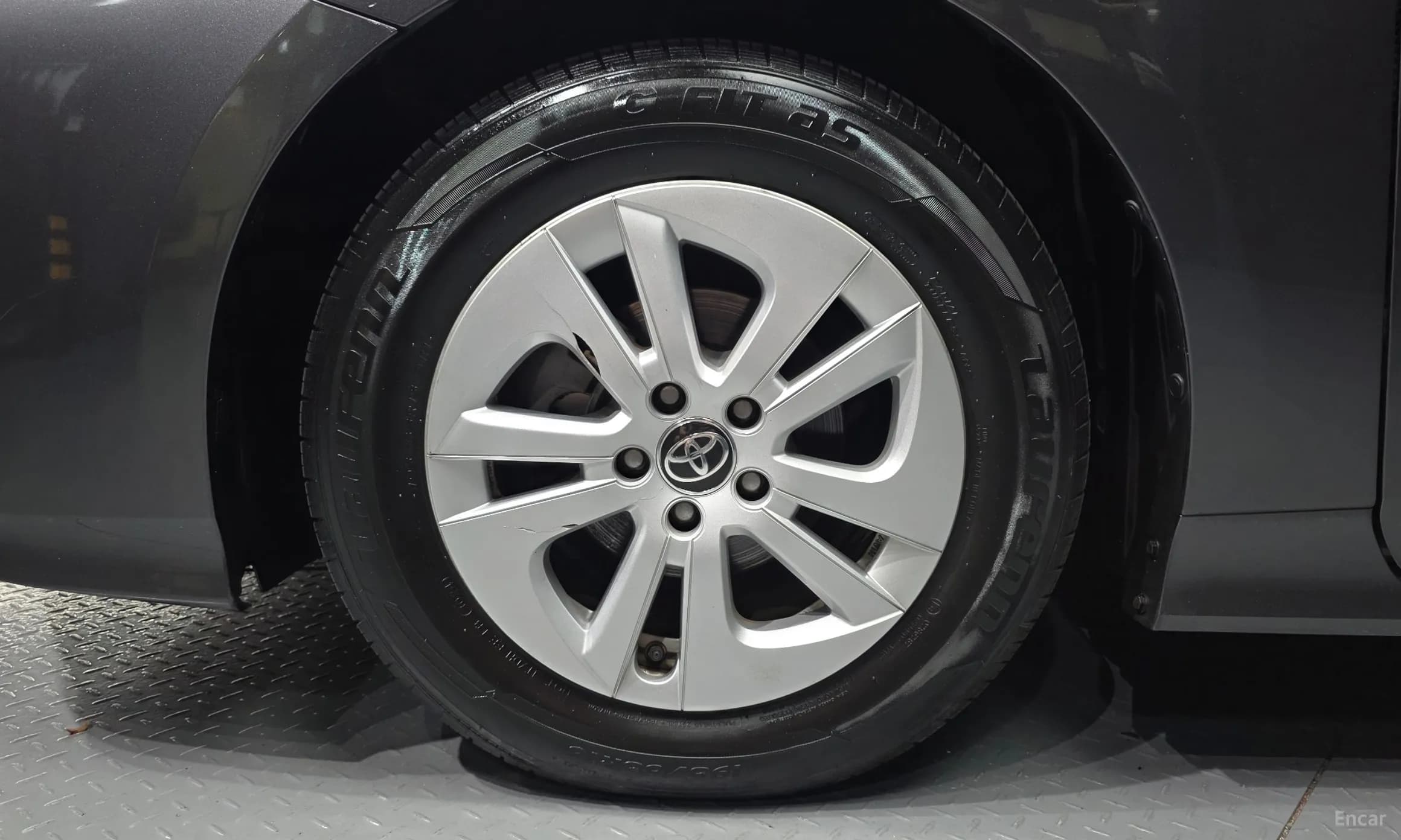 Prius 4th Generation