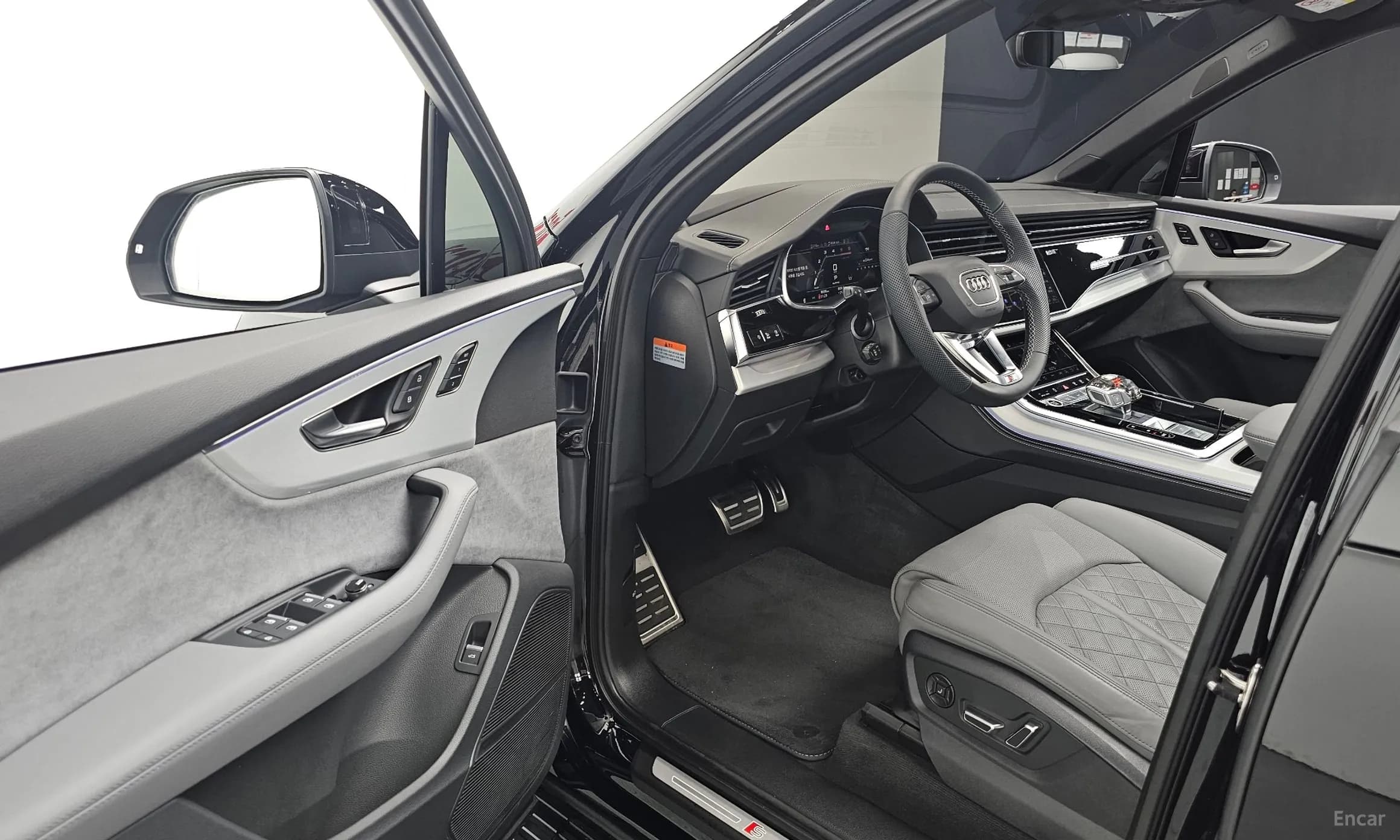 Q7 (4M)