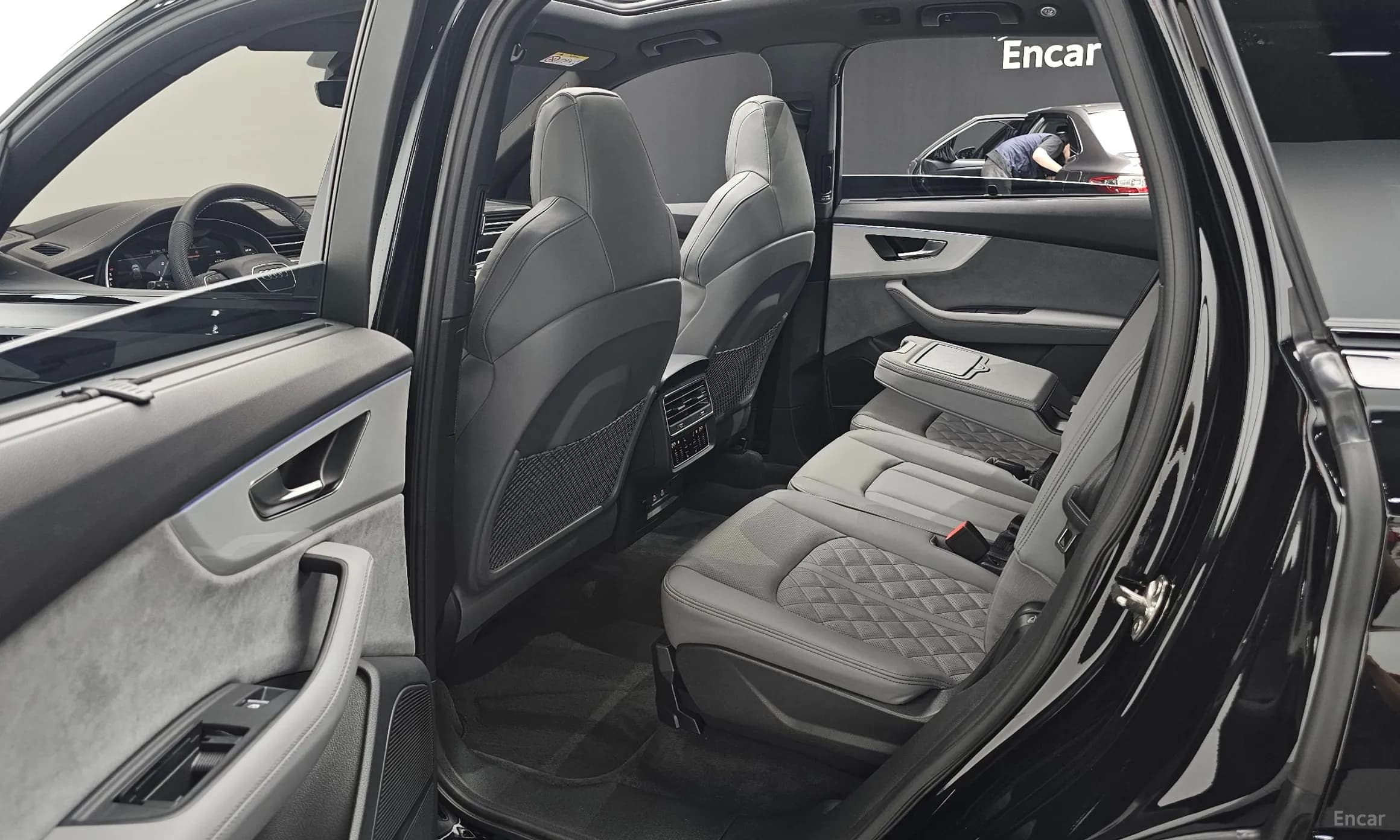 Q7 (4M)