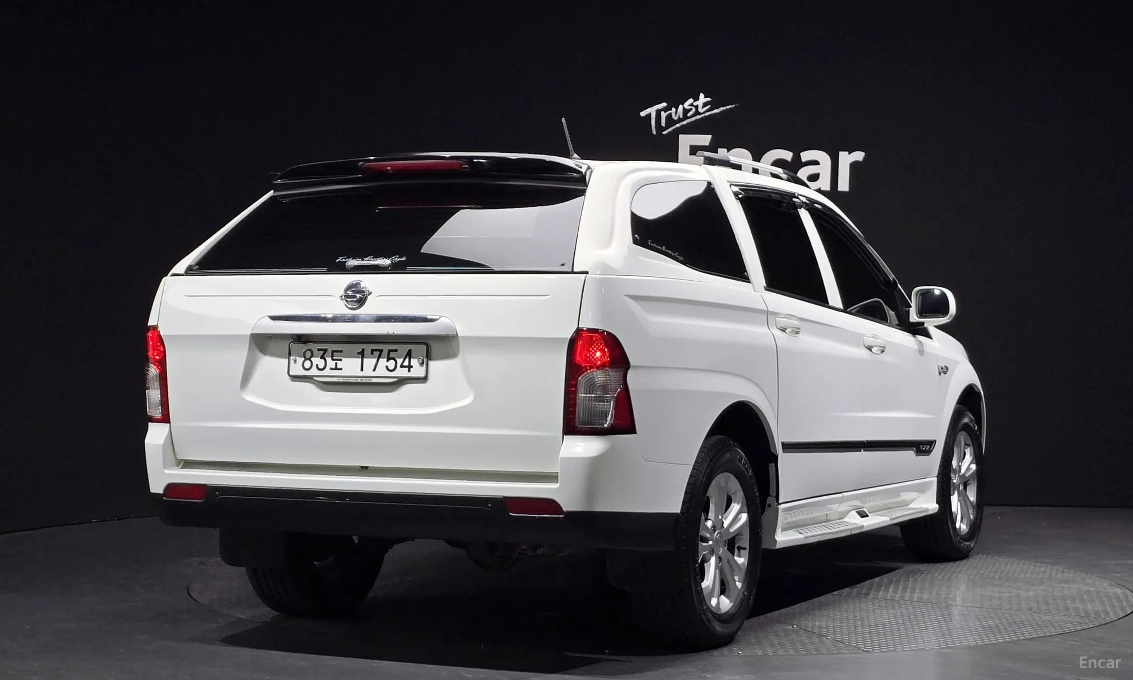 Korando Sports