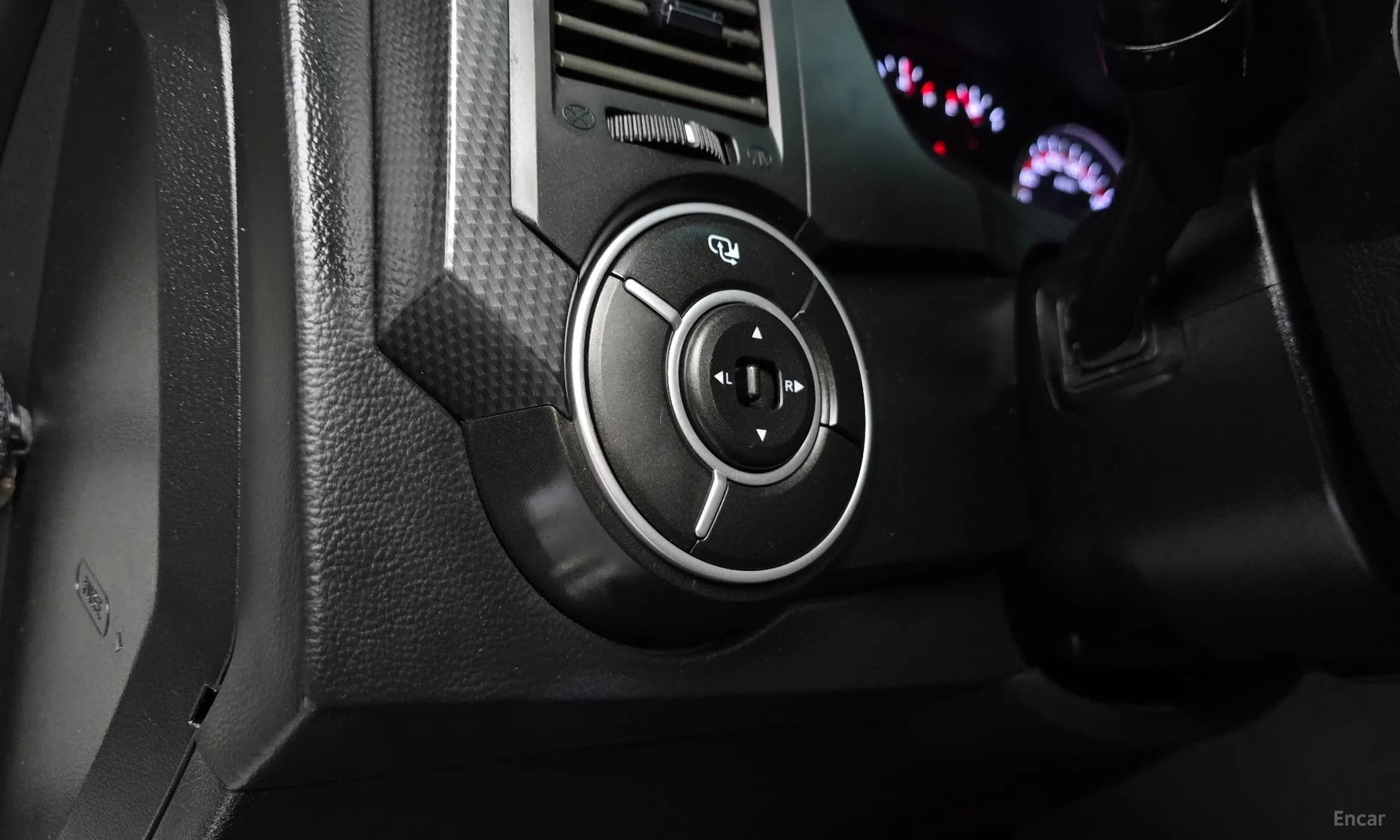 Korando Sports