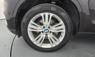 X5 (F15)