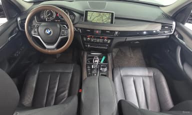 X5 (F15)