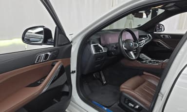 X6 (G06)