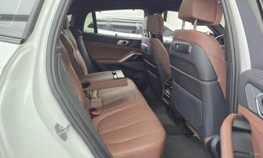 X6 (G06)