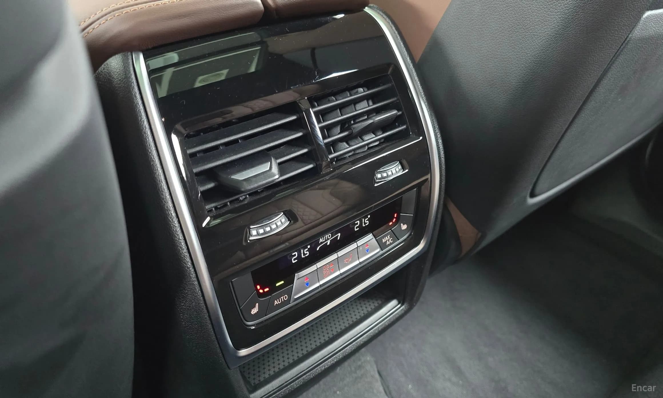 X6 (G06)