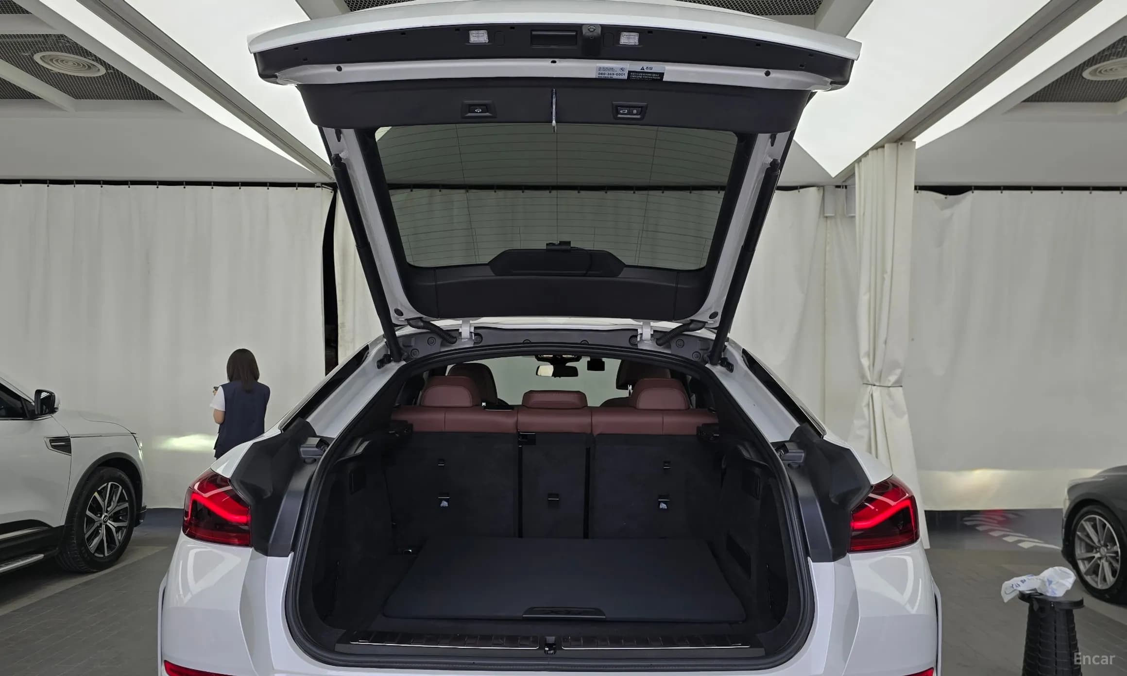X6 (G06)