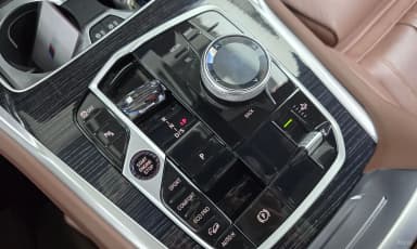 X6 (G06)