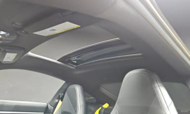 911 (992)