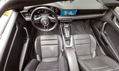 911 (992)