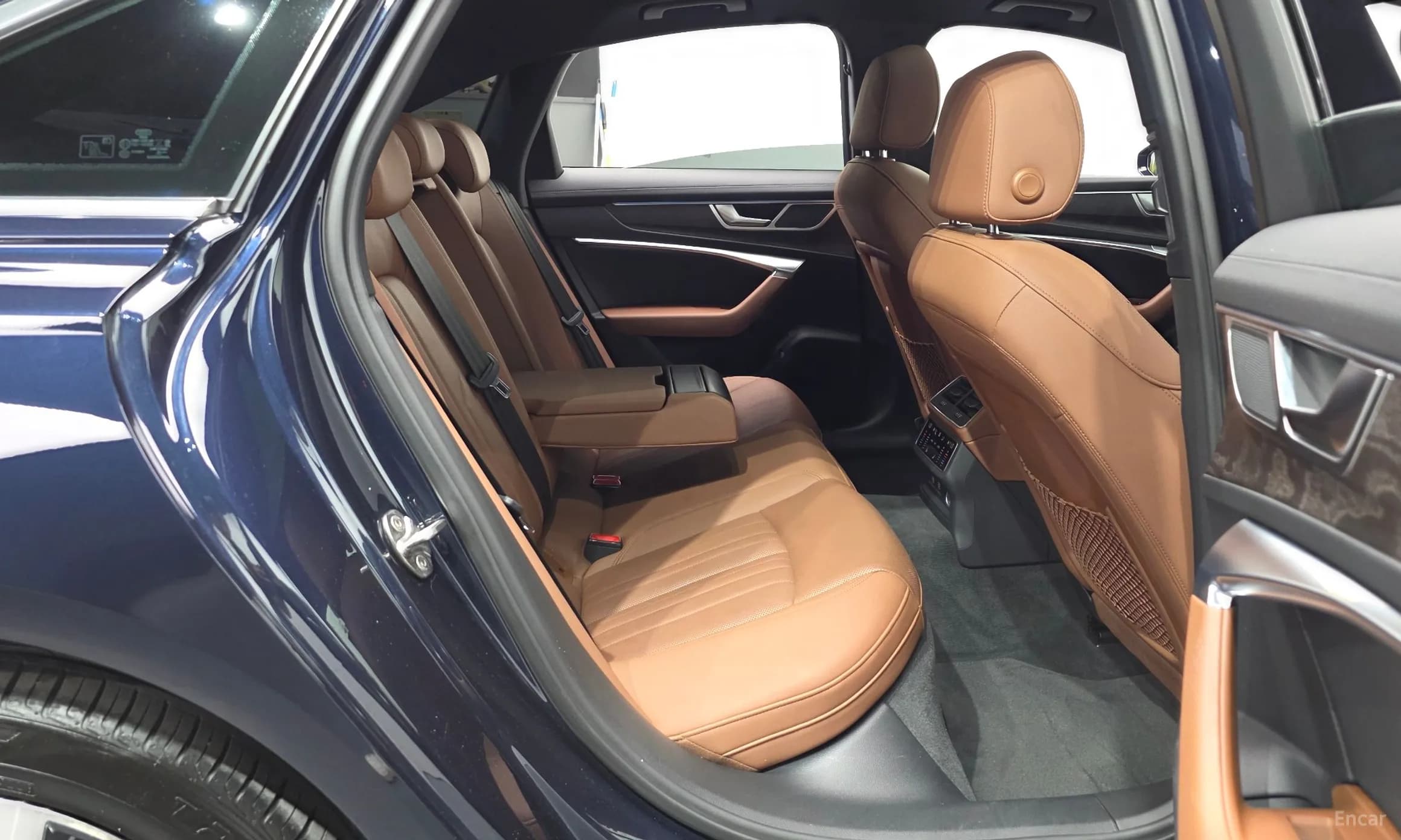 A6 (C8)