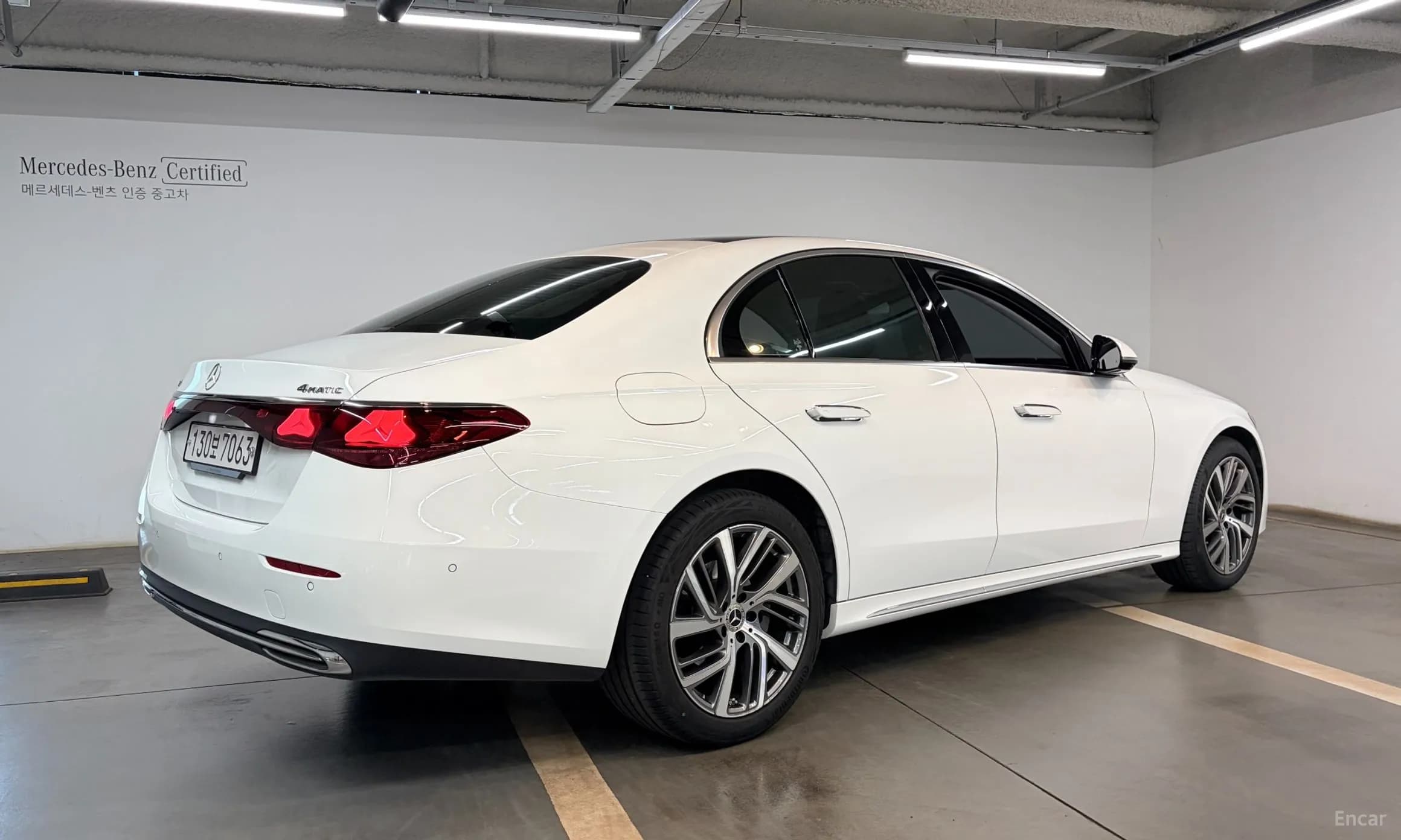 E-Class W214