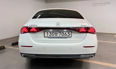 E-Class W214