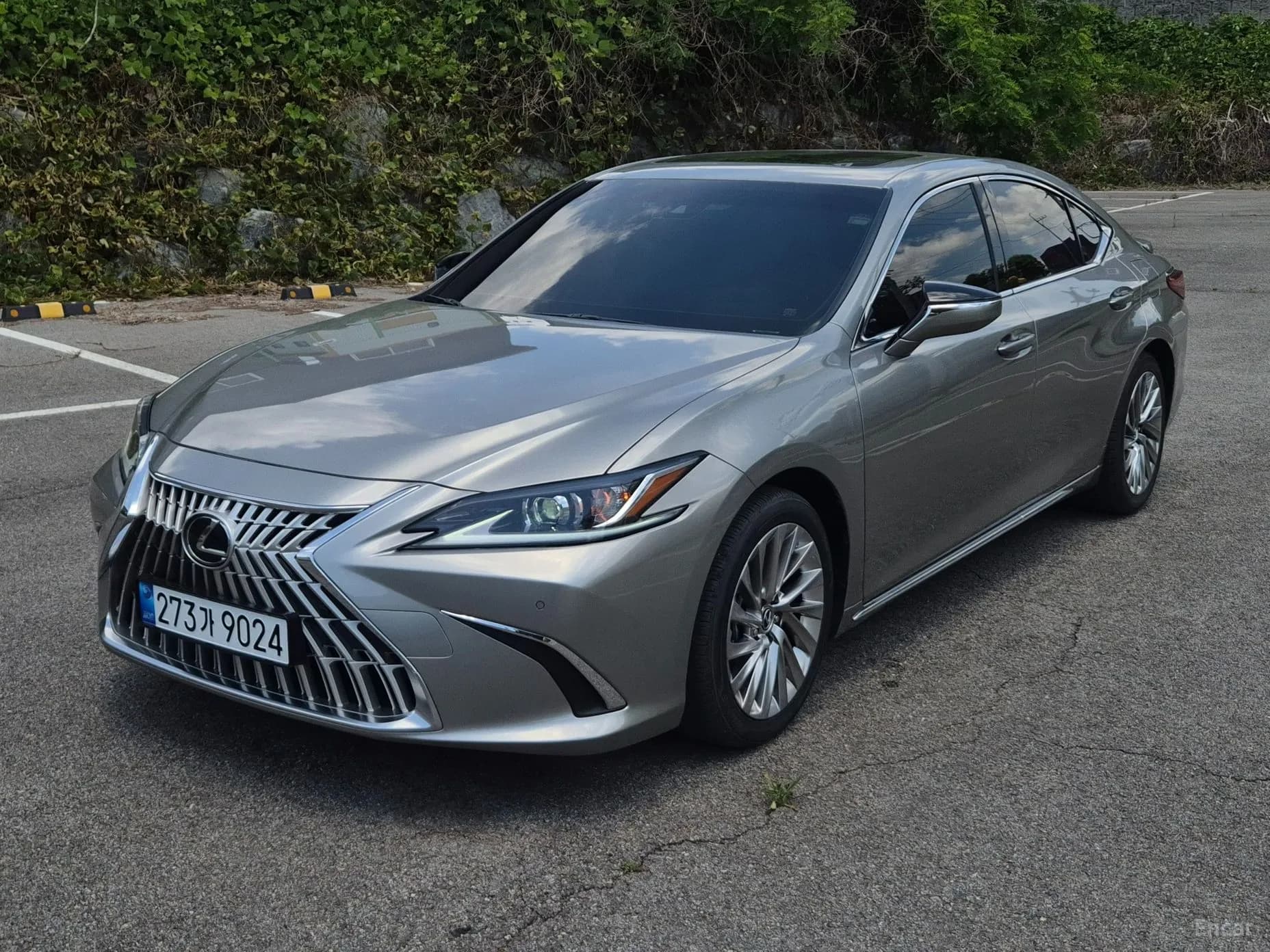 ES300h 7th Generation