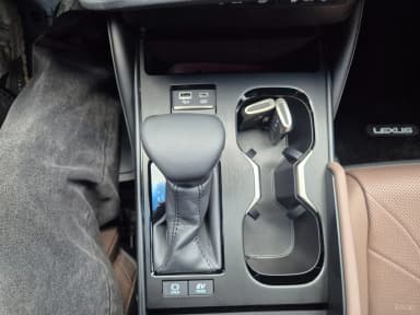 ES300h 7th Generation