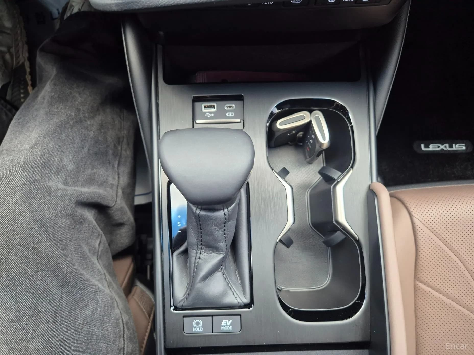 ES300h 7th Generation