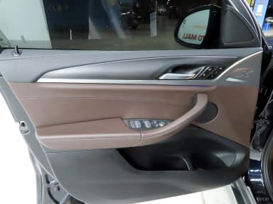 X4 (G02)