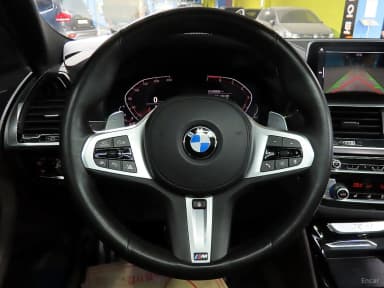 X4 (G02)