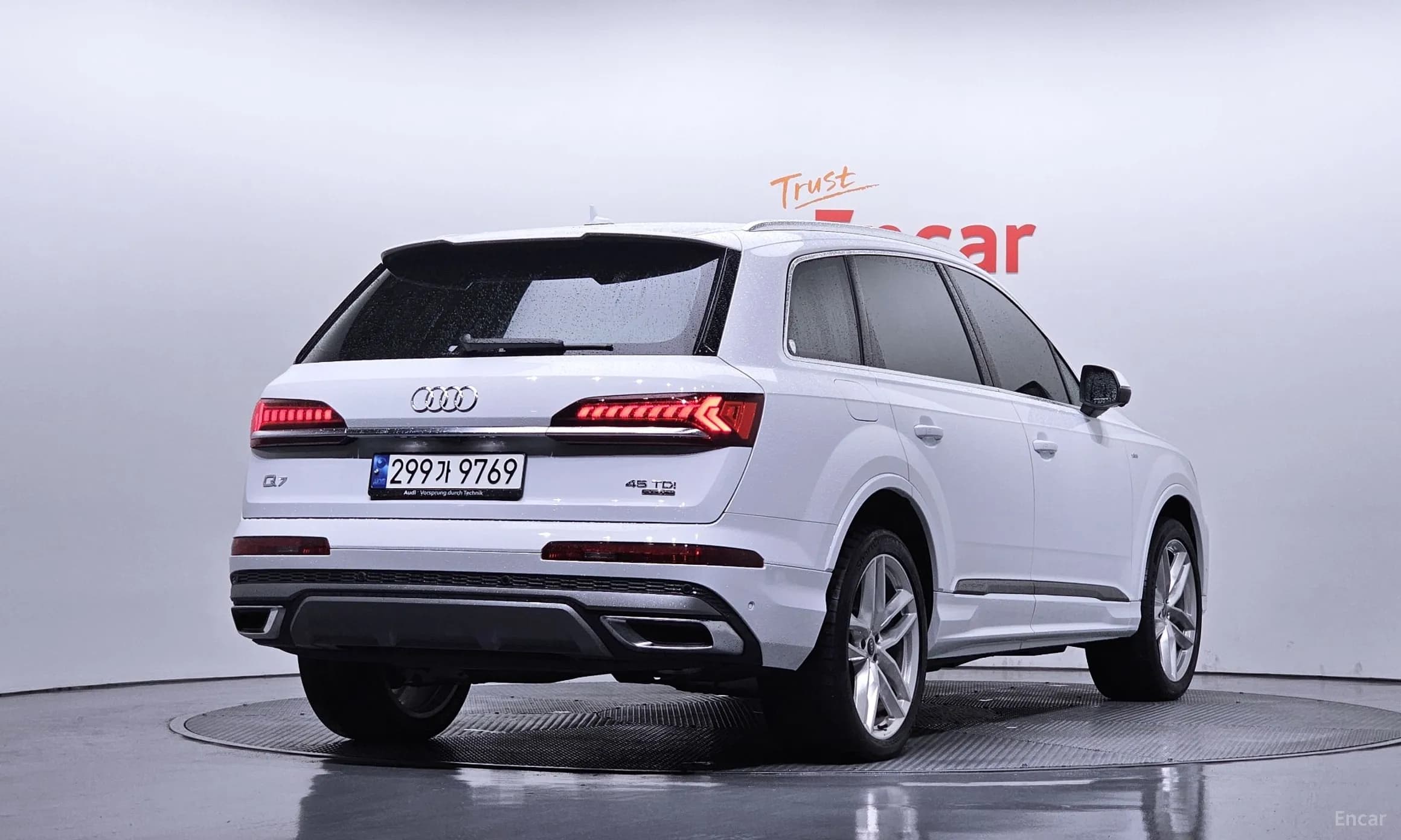 Q7 (4M)
