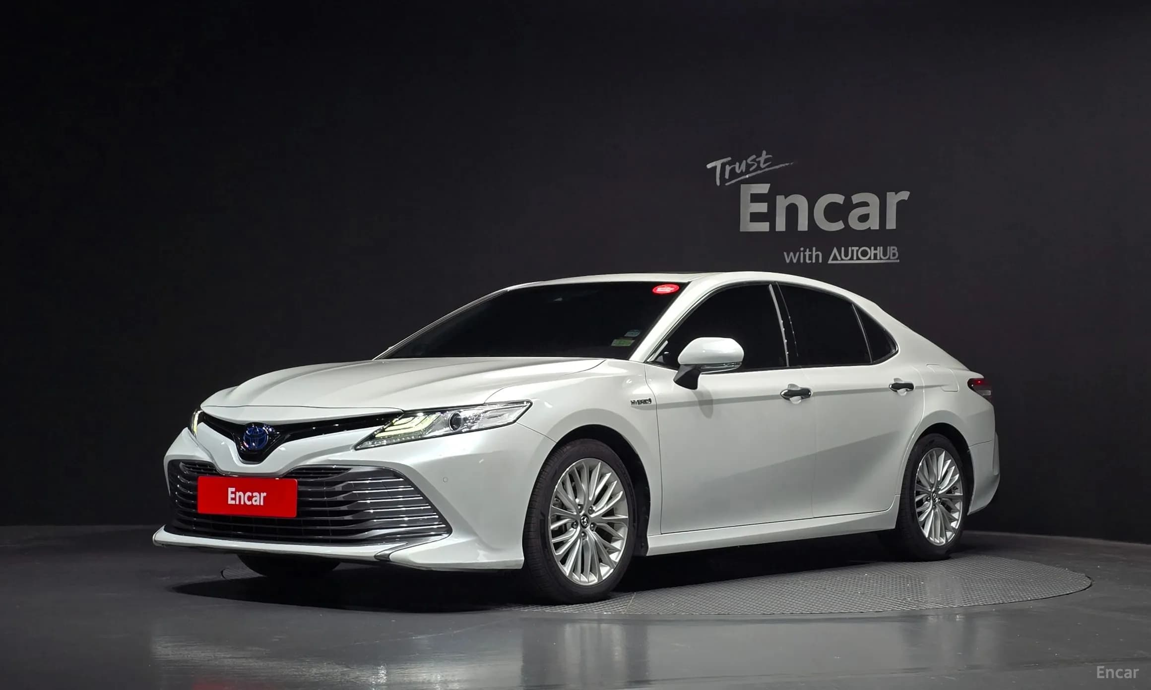 Camry (XV70)