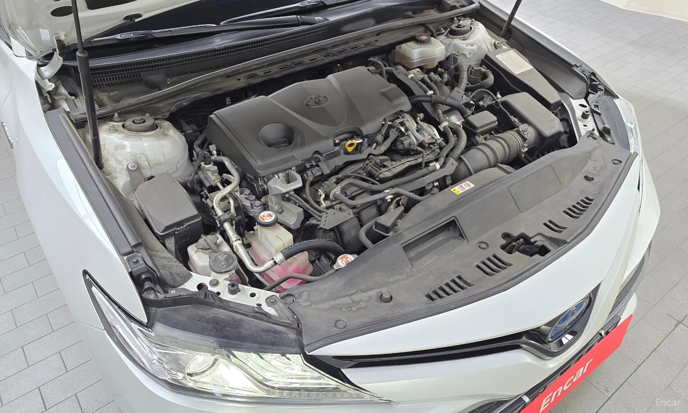 Camry (XV70)