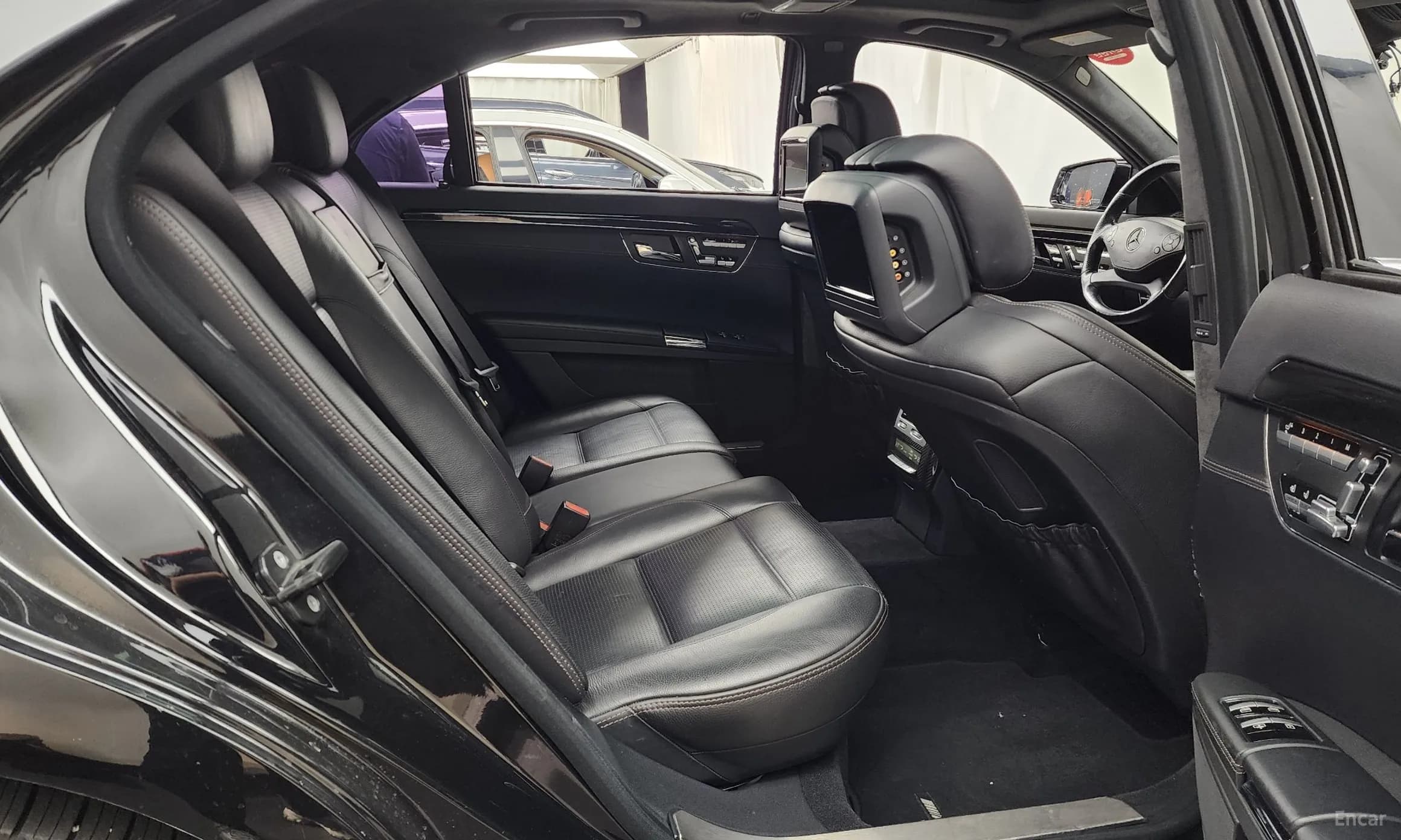 S-Class W221