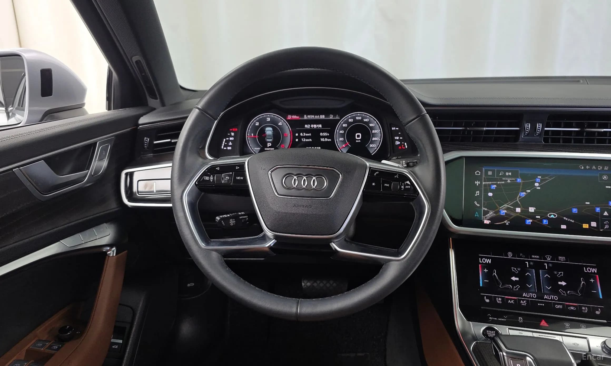 A6 (C8)