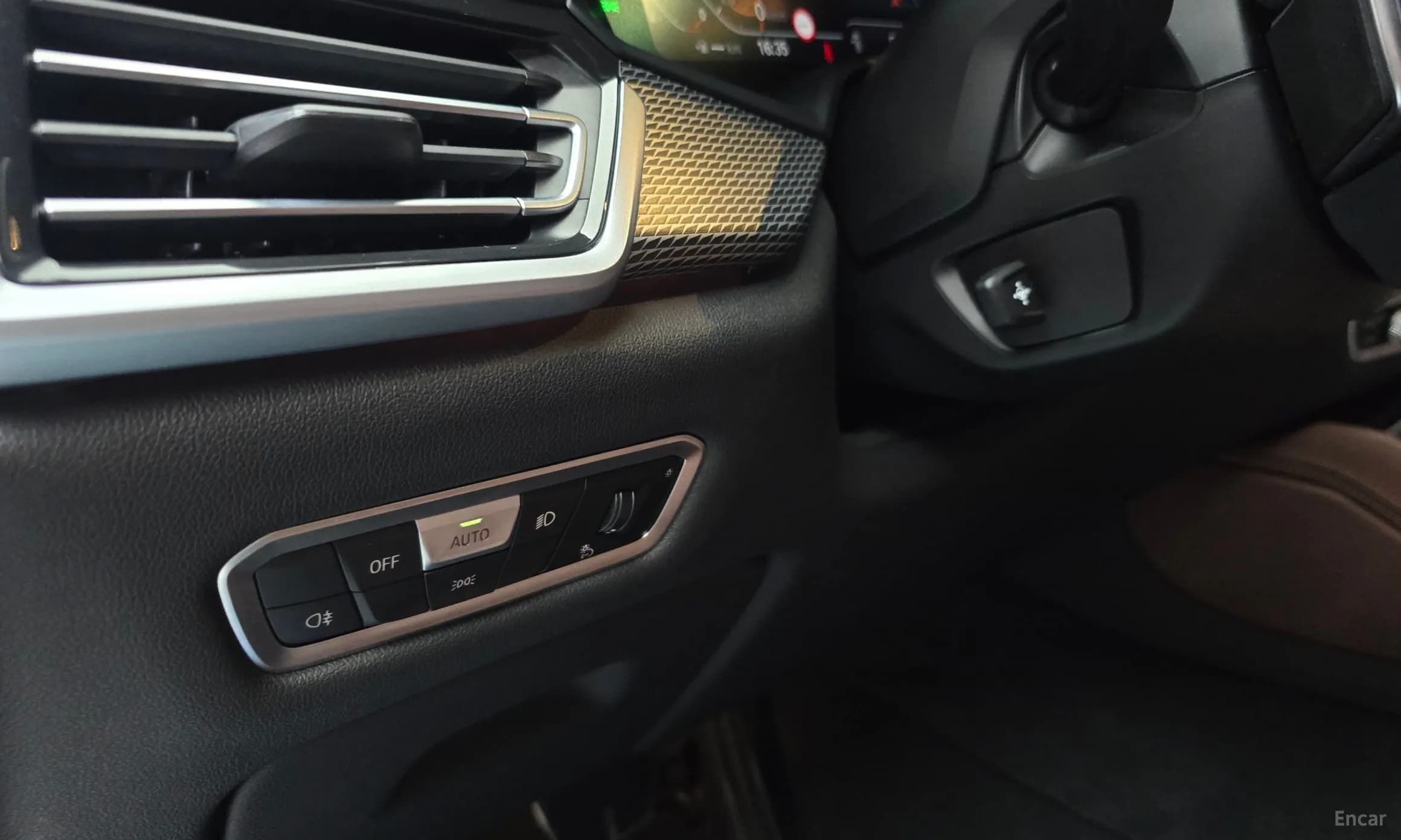 X6 (G06)